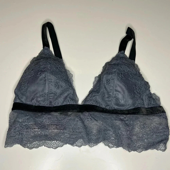 Victorias Secret Bralette Gray Lace with Black Velvet Trim Size Small GUC - Picture 1 of 6